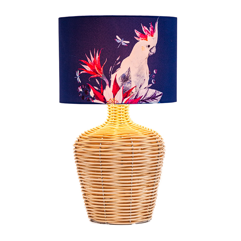 Candeeiro de mesa de vime grande de 26,5' de altura com abajur de tecido em vime natural/latão/branco